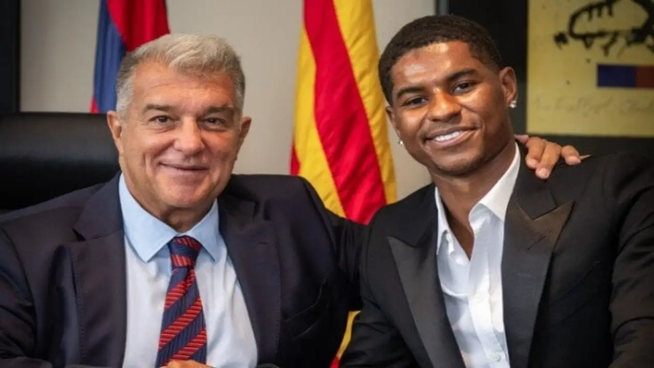 موقف نهائي من برشلونة يقرب راشفورد من مغادرة صفوف مانشستر يونايتد